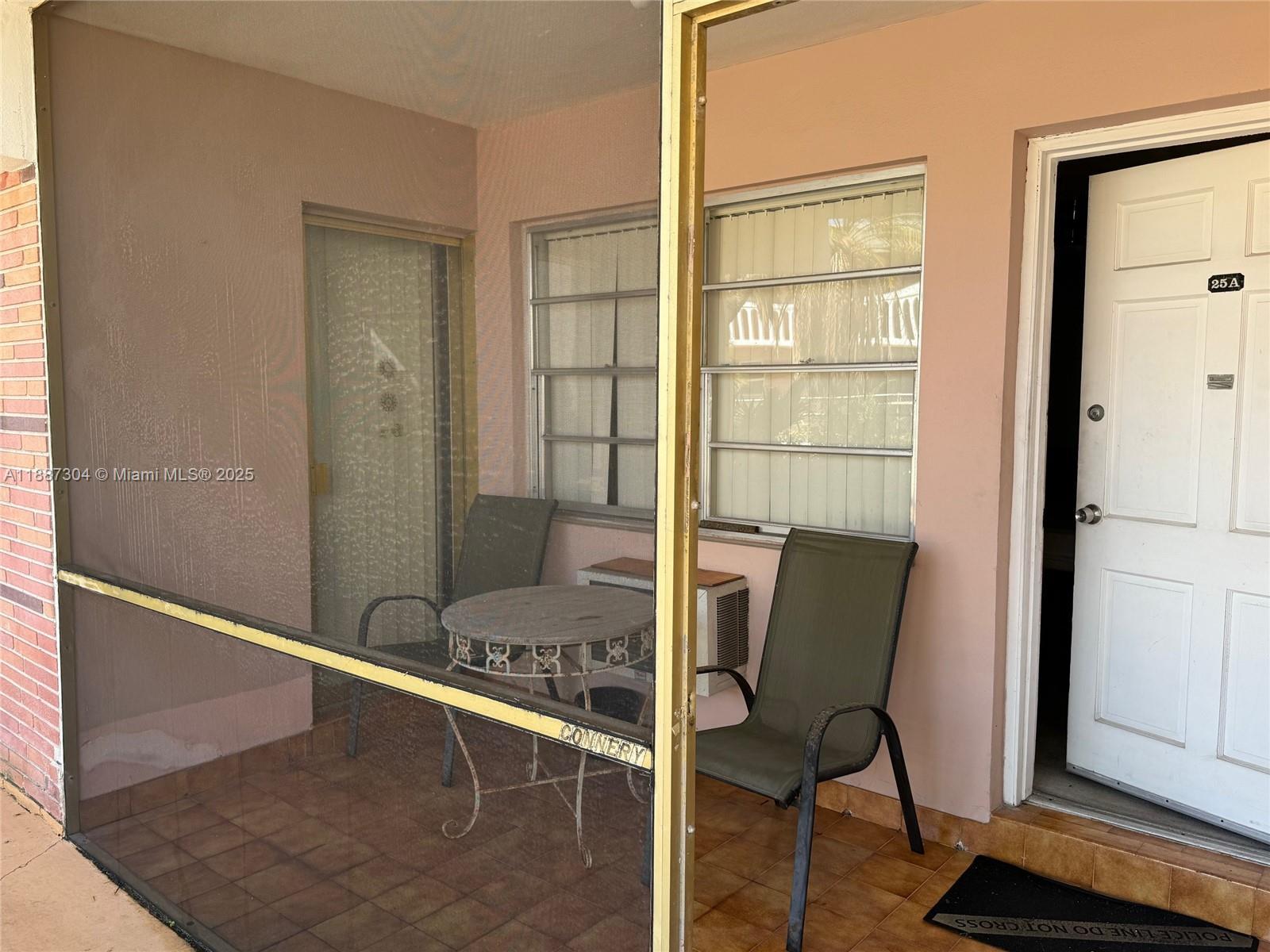 160 NE 8th Ave # 25A, Hallandale Beach FL 33009 photo 2