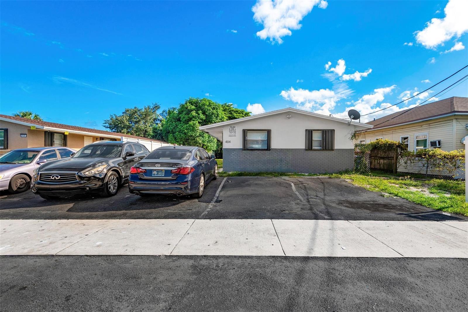 404 NE 4th Street, Pompano Beach FL 33060 photo 3