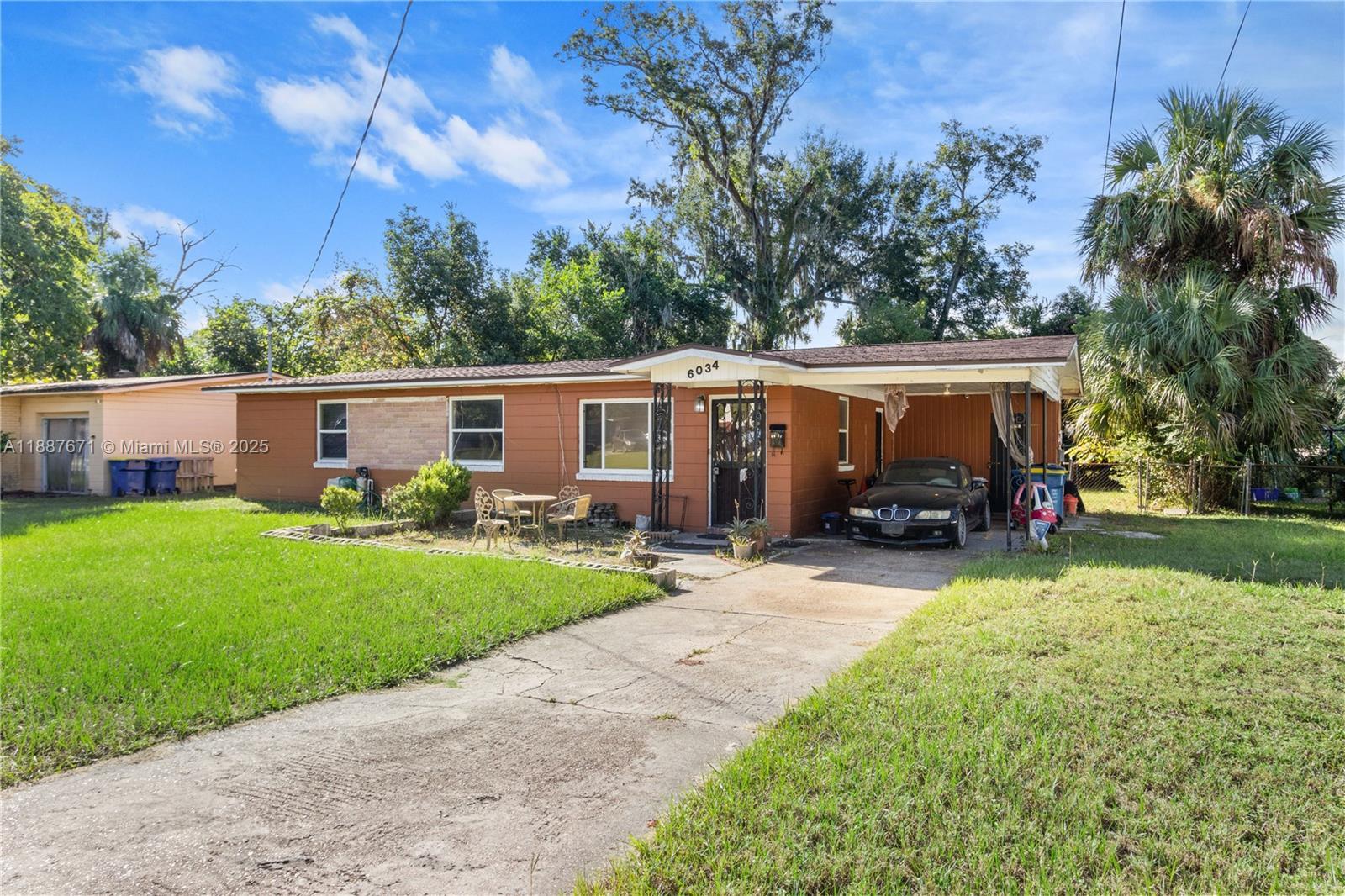 6034 COLUMBINE DR, Jacksonville FL 32211