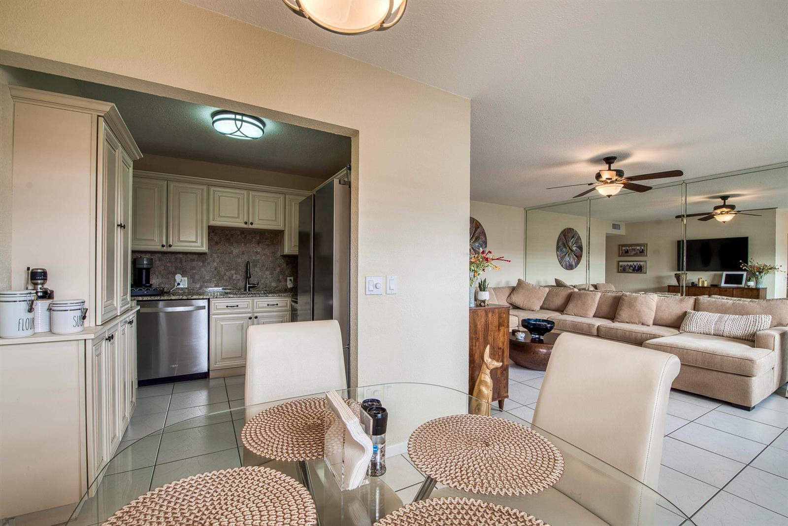293 Brighton G # 293, Boca Raton FL 33434 photo 3