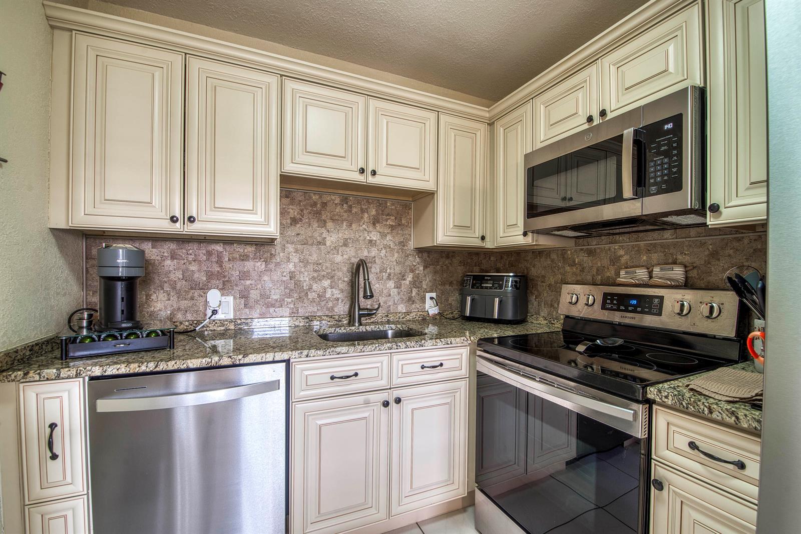 293 Brighton G # 293, Boca Raton FL 33434