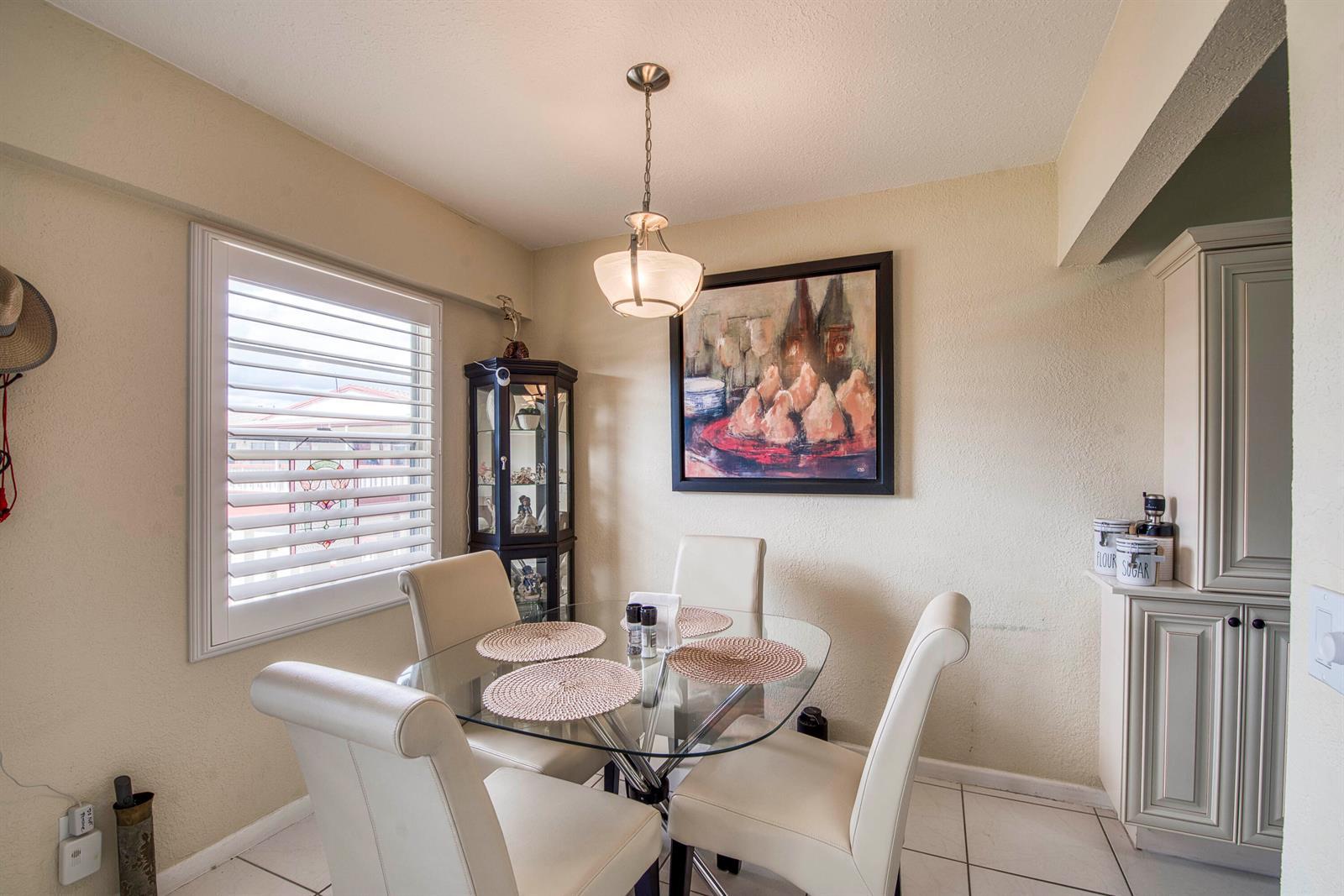 293 Brighton G # 293, Boca Raton FL 33434 photo 4