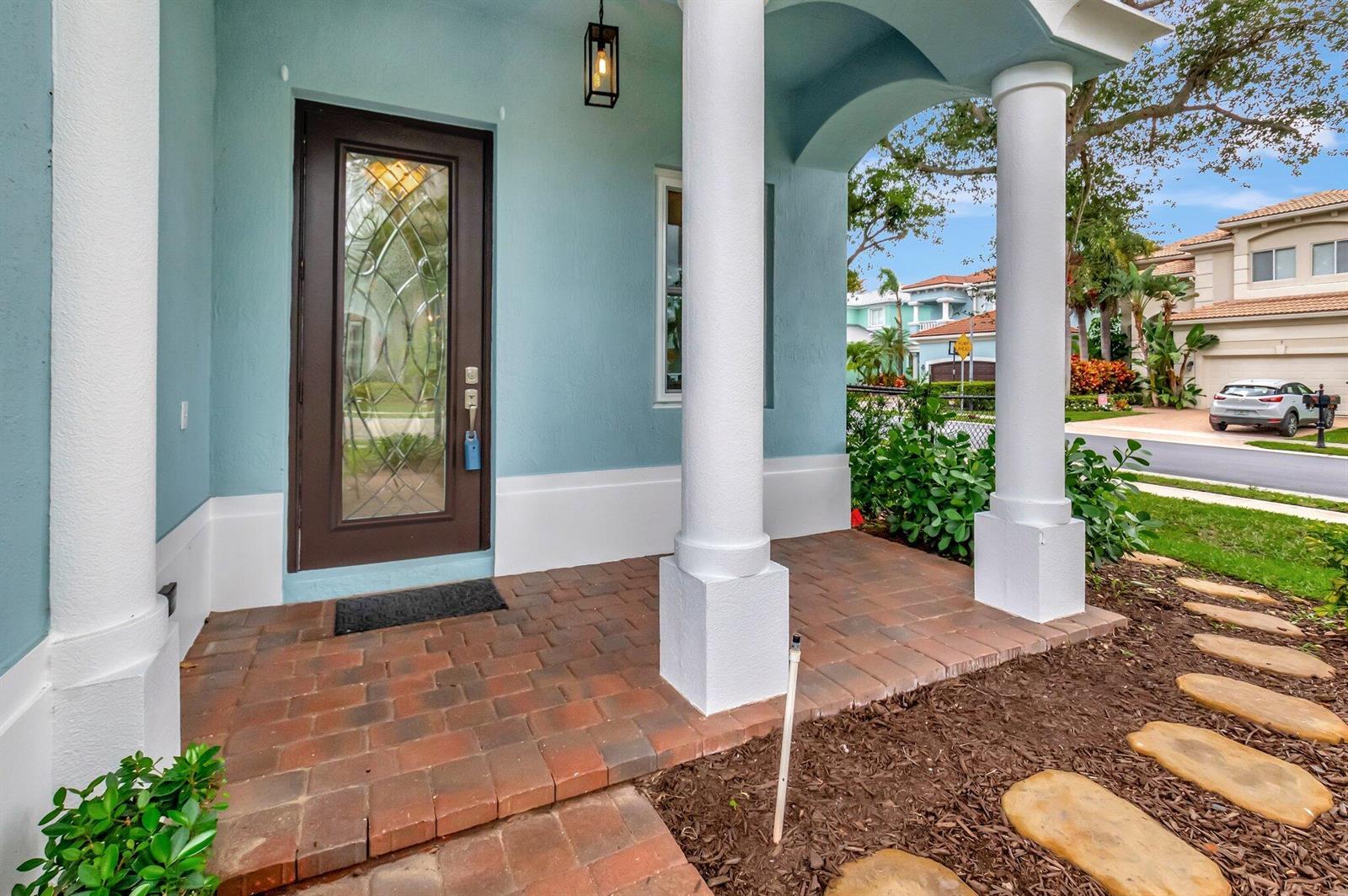 40 Country Lake Circle, Boynton Beach FL 33436 photo 4