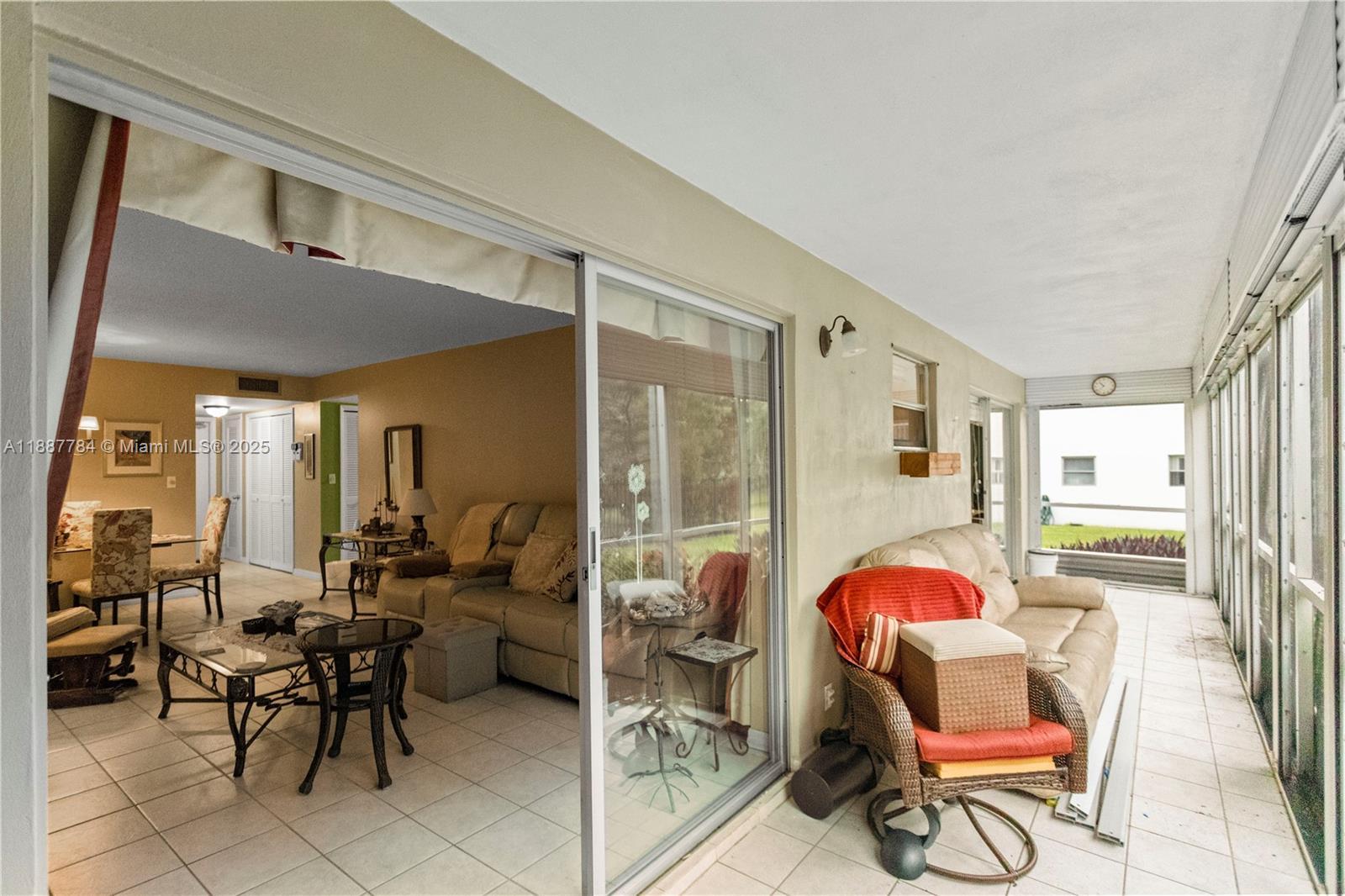 4800 Hillcrest Ln # 101, Hollywood FL 33021 photo 5