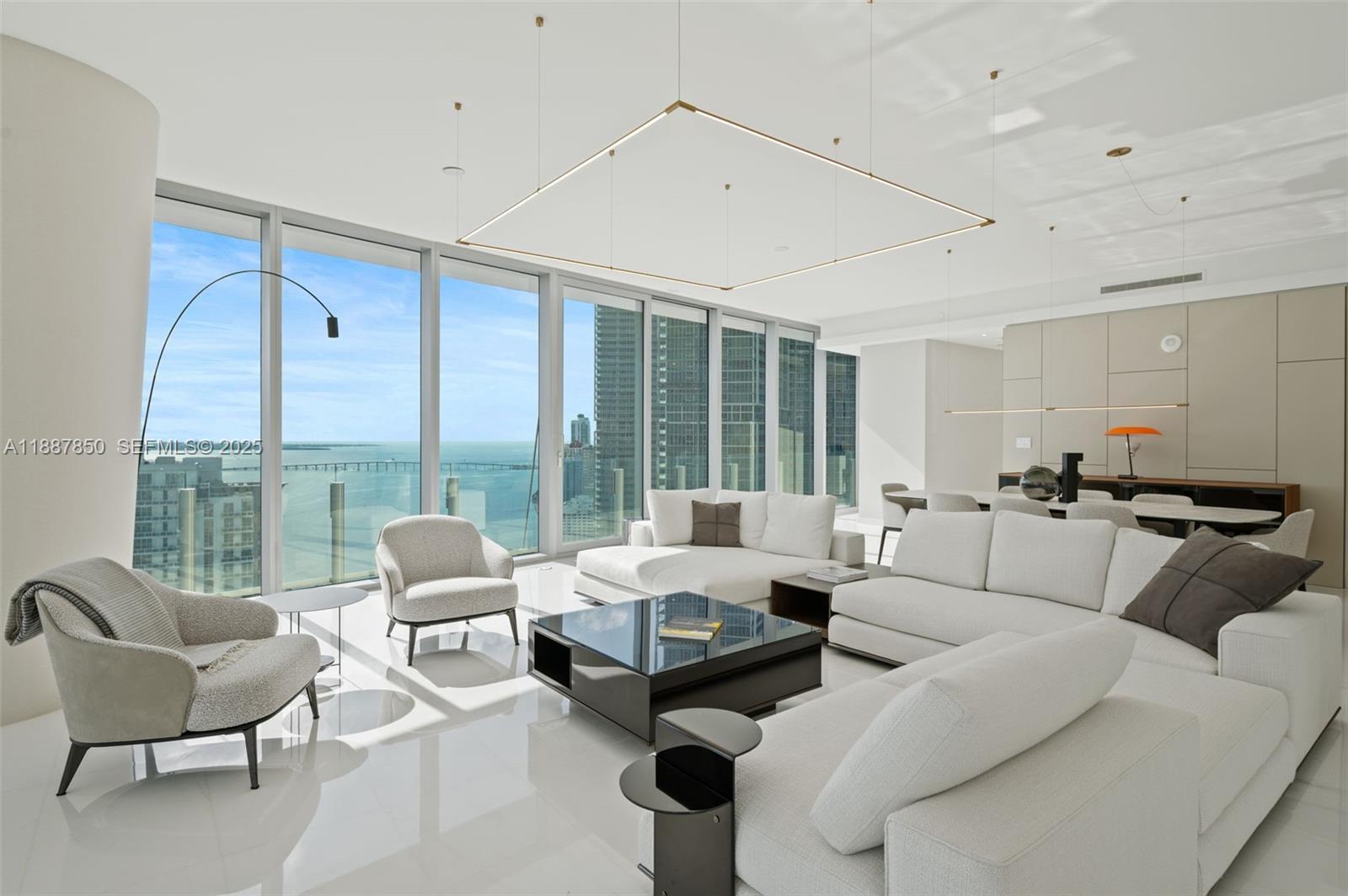 300 Biscayne Blvd Way # 3701, Miami FL 33131 photo 3