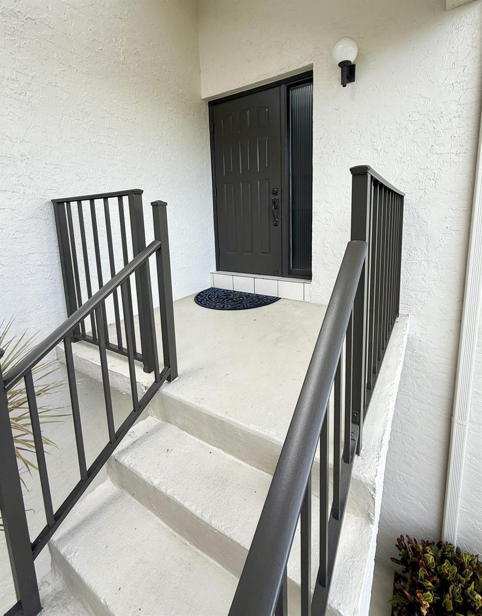 702 Wingfoot Drive # D, Jupiter FL 33458 photo 4