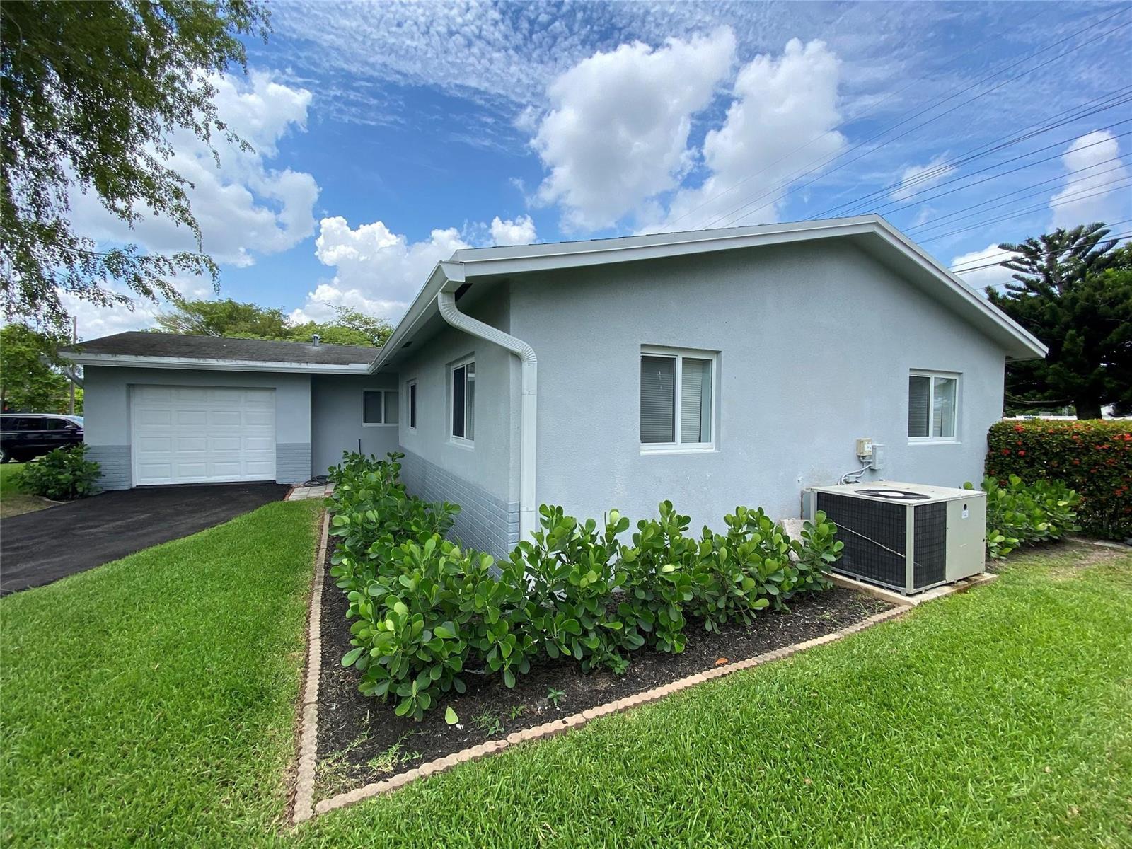 1105 Merion Place, North Lauderdale FL 33068 photo 5