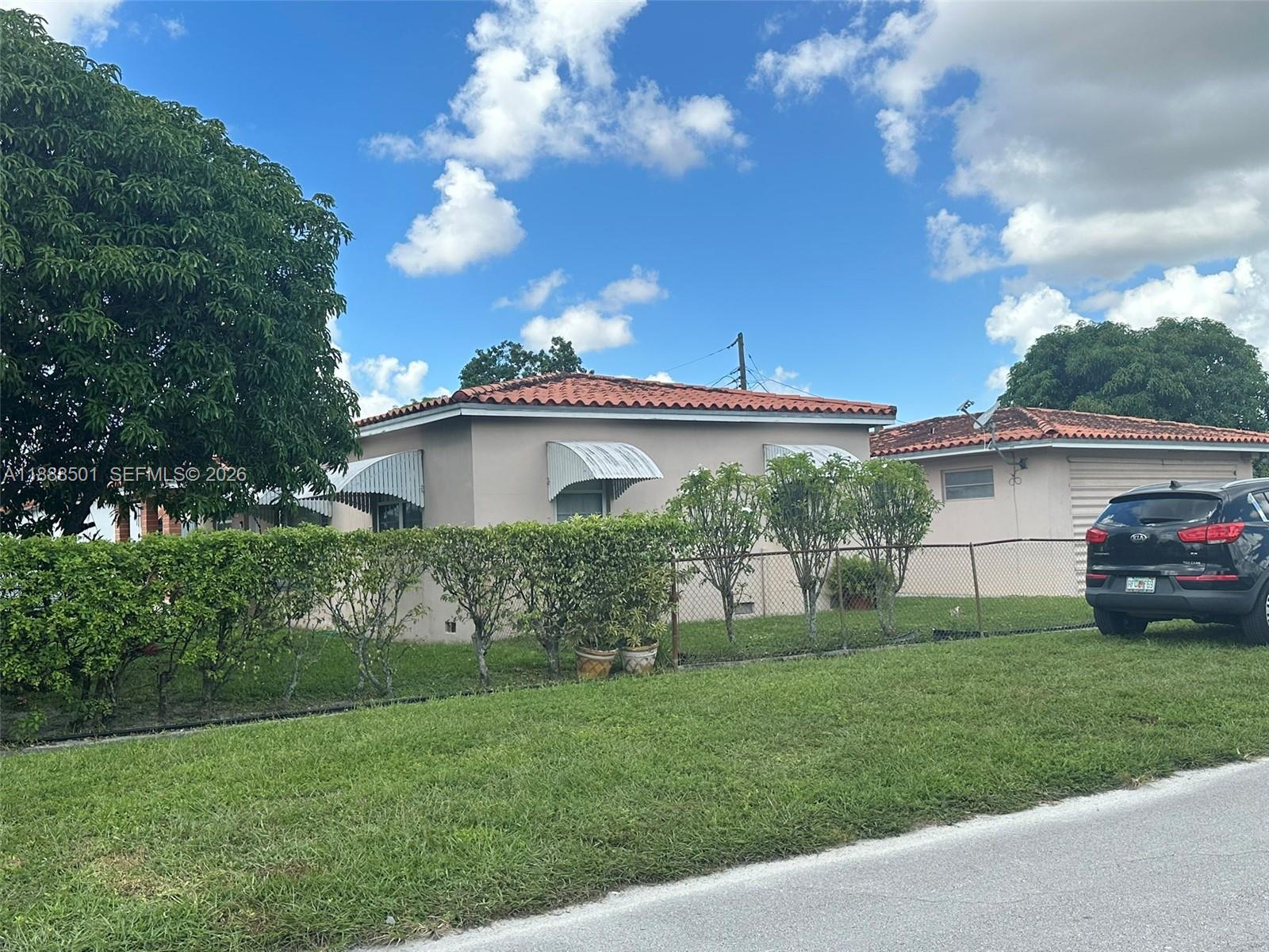 265 W 55th St, Hialeah FL 33012 photo 3