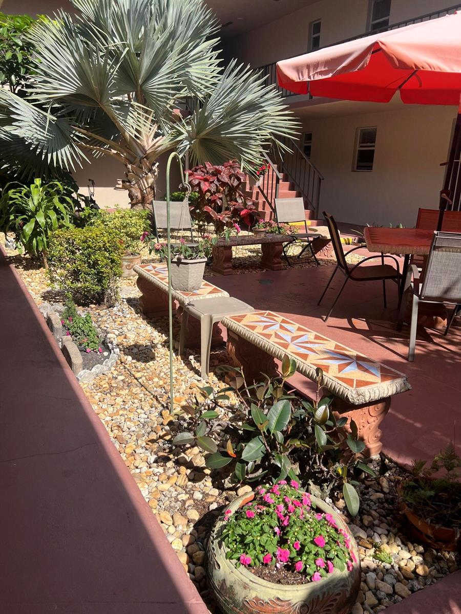 504 Davis Road # 95, Palm Springs FL 33461 photo 3