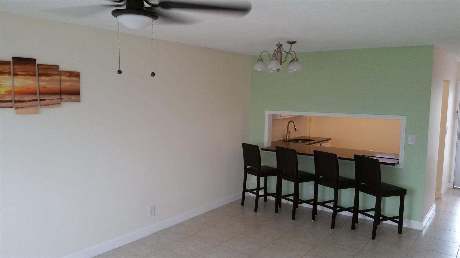 2534 Garden Drive S # 202, Lake Worth FL 33461 photo 2