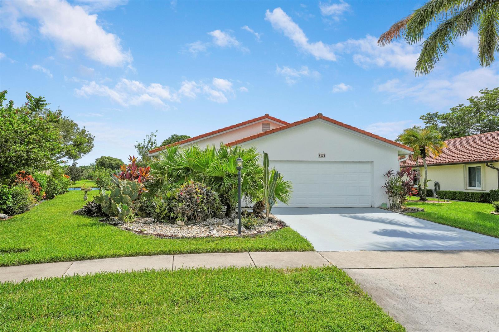 8421 Bonita Isle Drive, Lake Worth FL 33467 photo 2