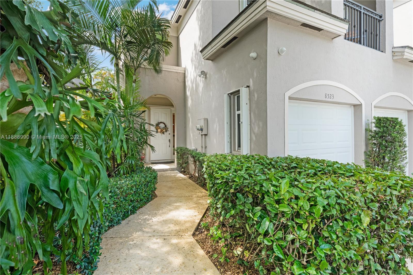 8523 SW 139th Ter, Palmetto Bay FL 33158 photo 3