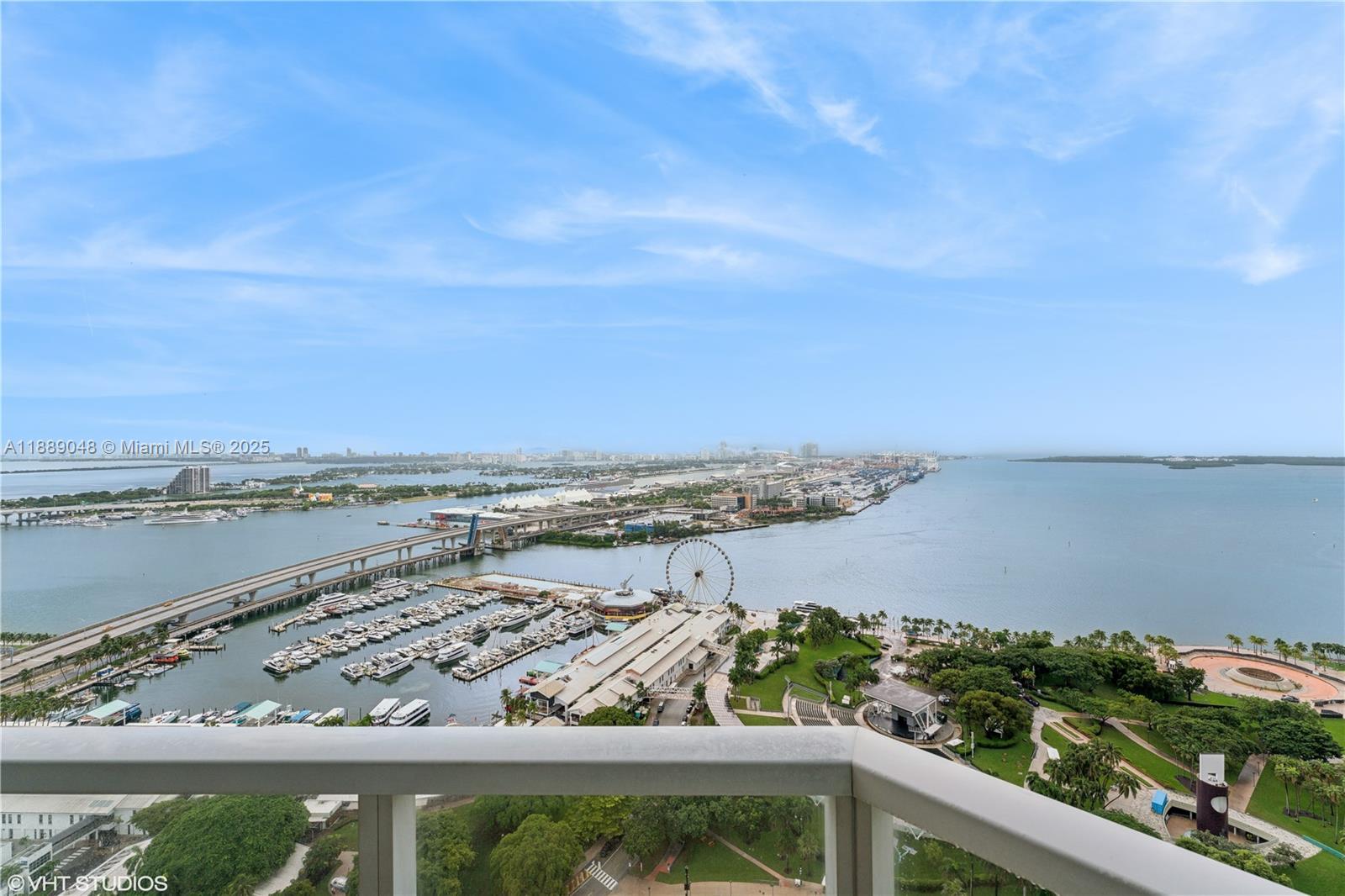 244 Biscayne Blvd # 3903, Miami FL 33132