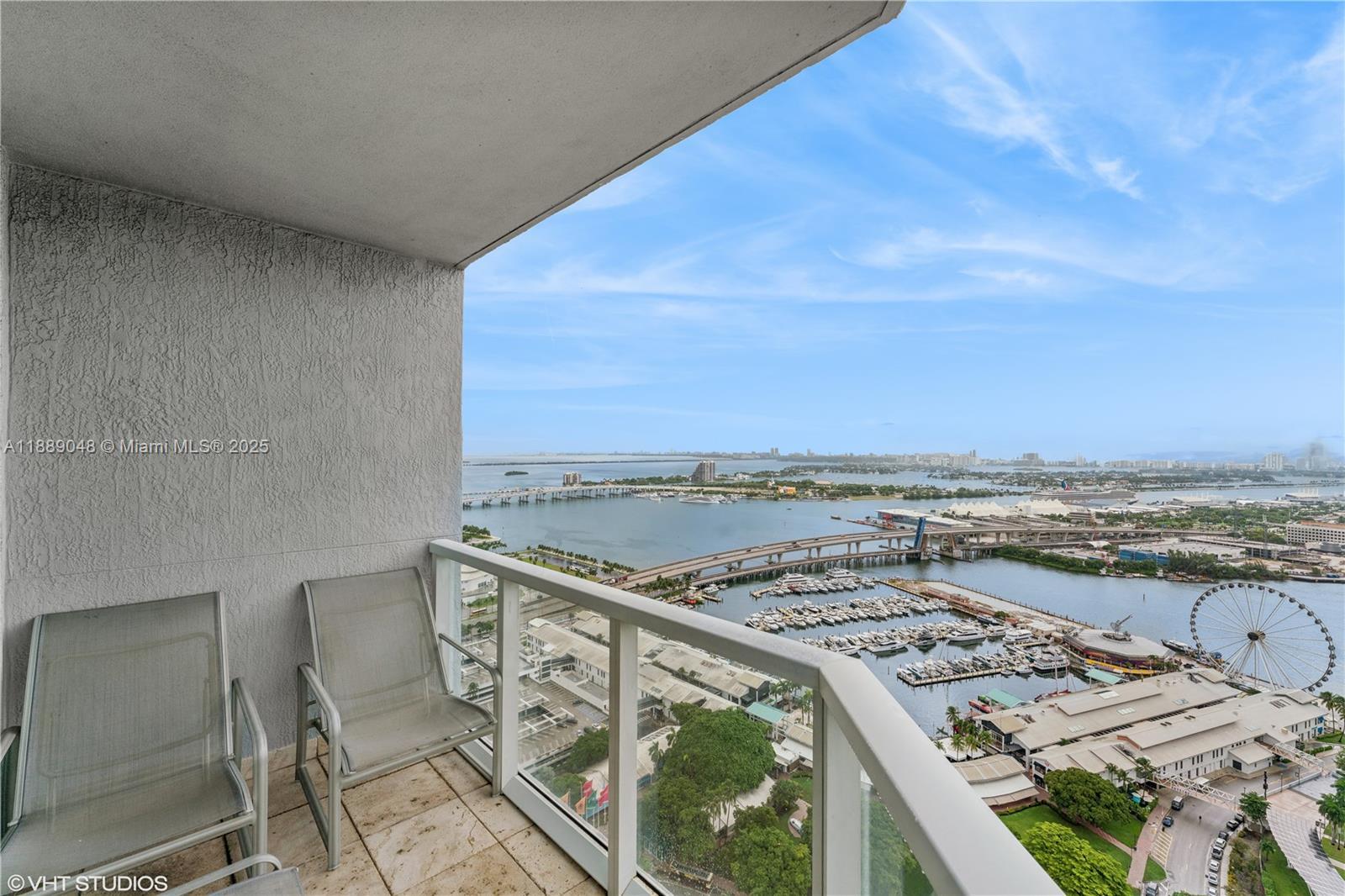244 Biscayne Blvd # 3903, Miami FL 33132 photo 4