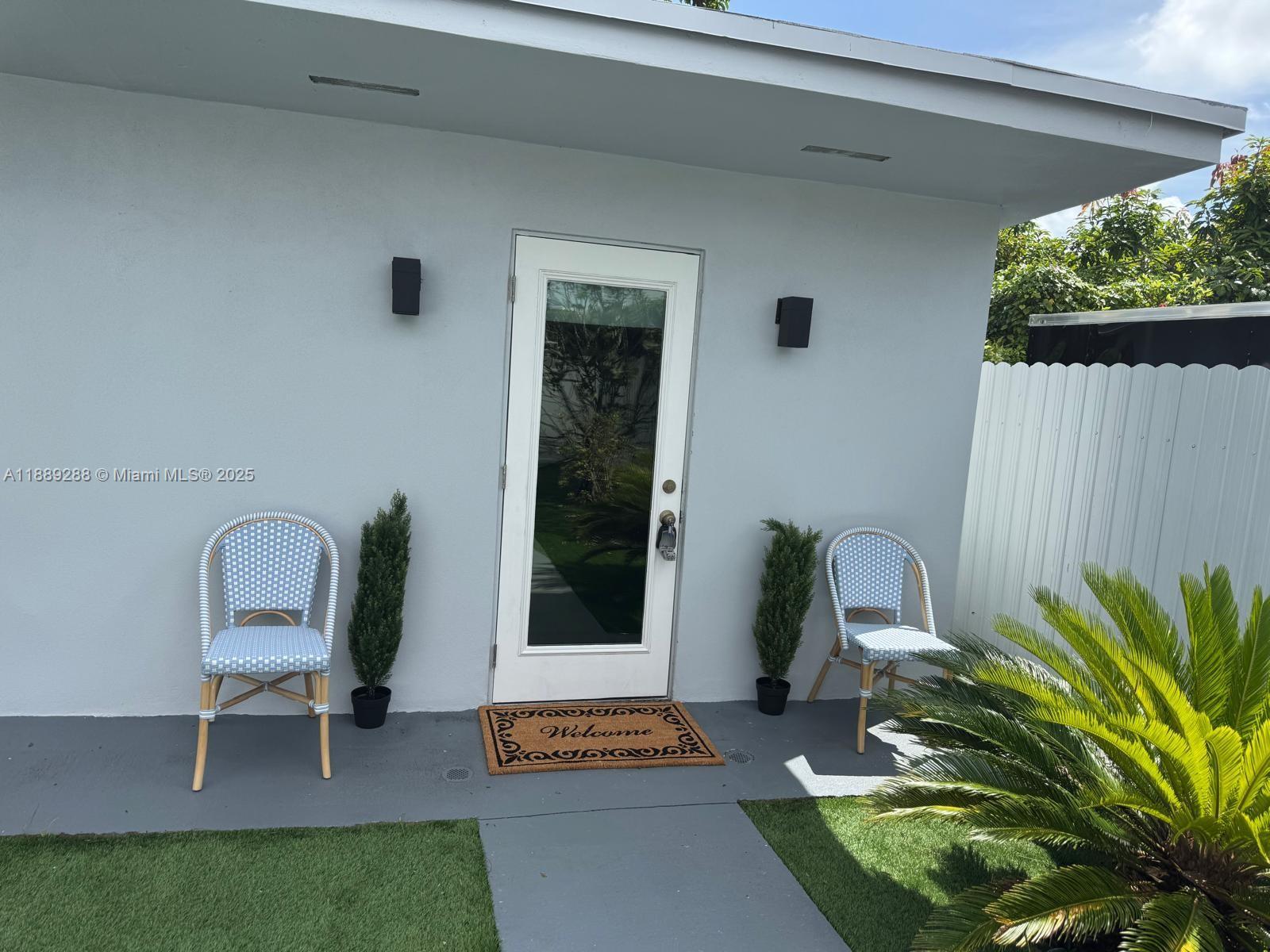 2943 SW 36th Ave, Miami FL 33133
