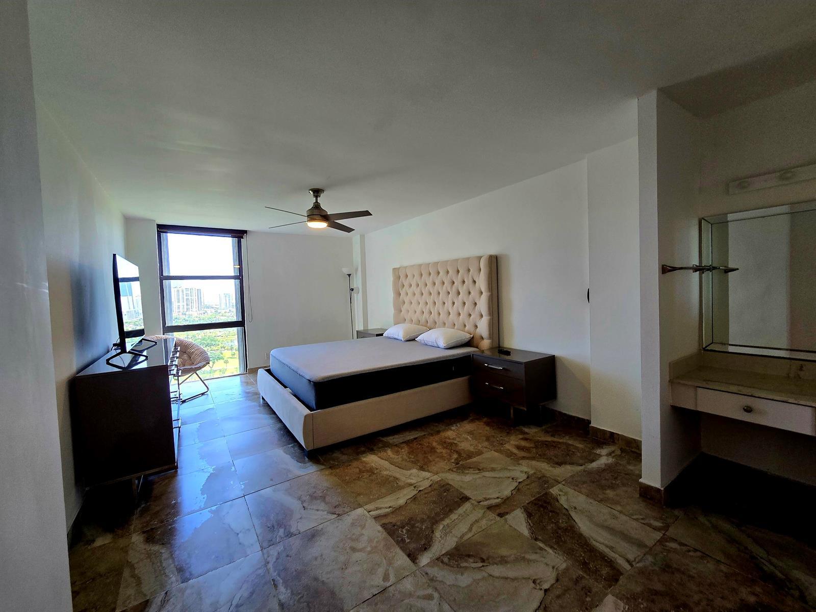 20335 W Country Club Drive # 2208, Aventura FL 33180 photo 3