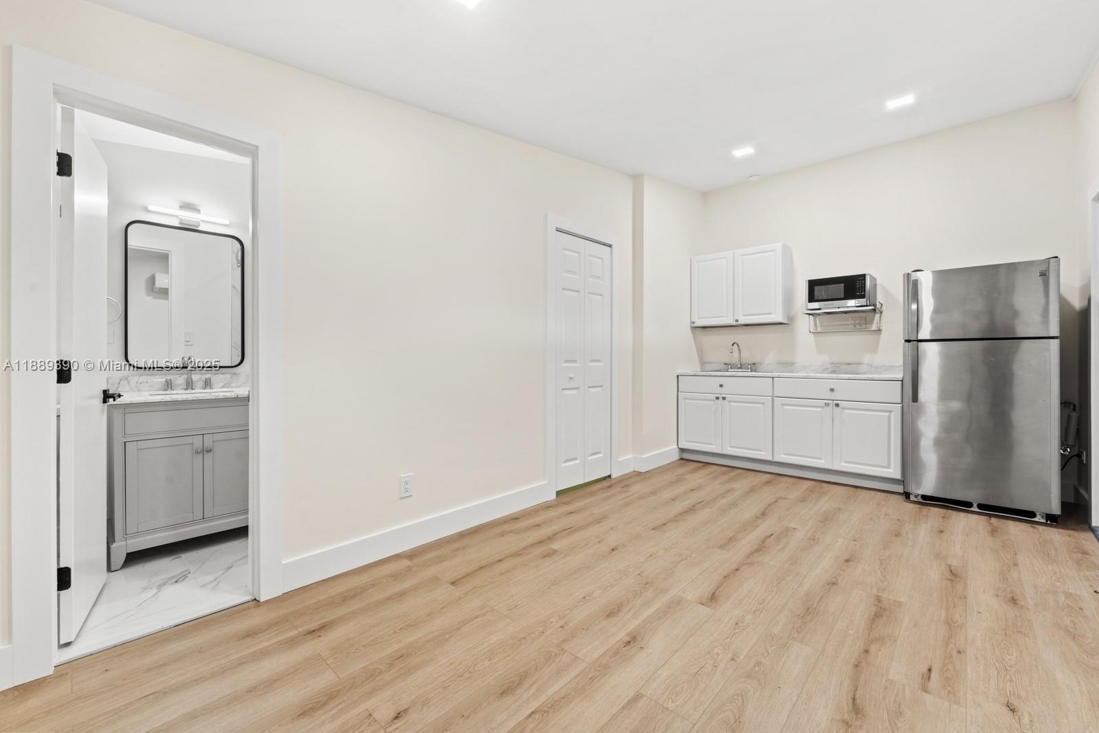 9370 Nassau Dr # 1, Cutler Bay FL 33189