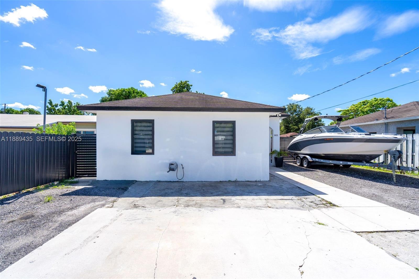 3022 NW 95th St, Miami FL 33147 photo 3
