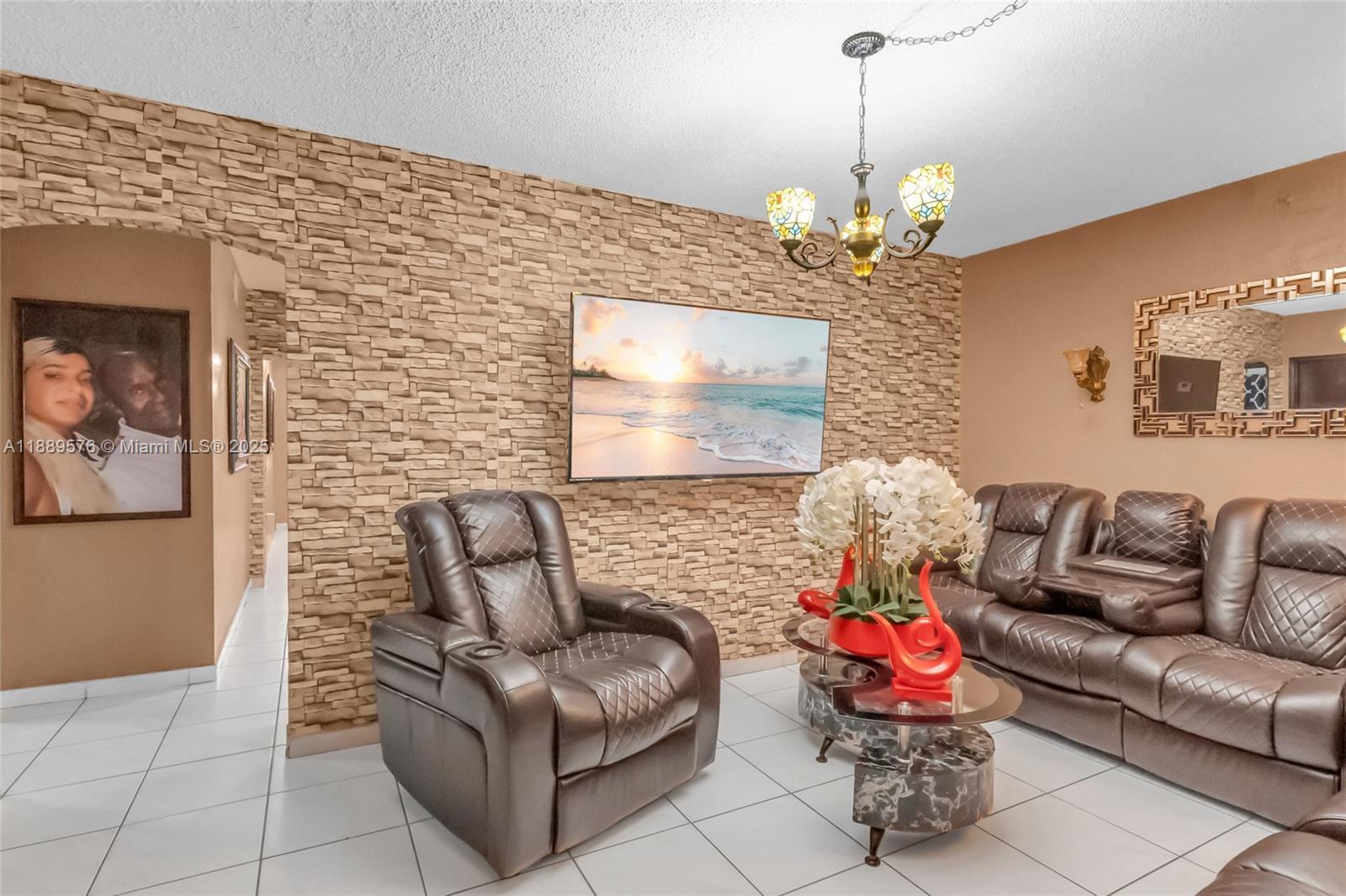 830 E 12th Pl, Hialeah FL 33010 photo 3