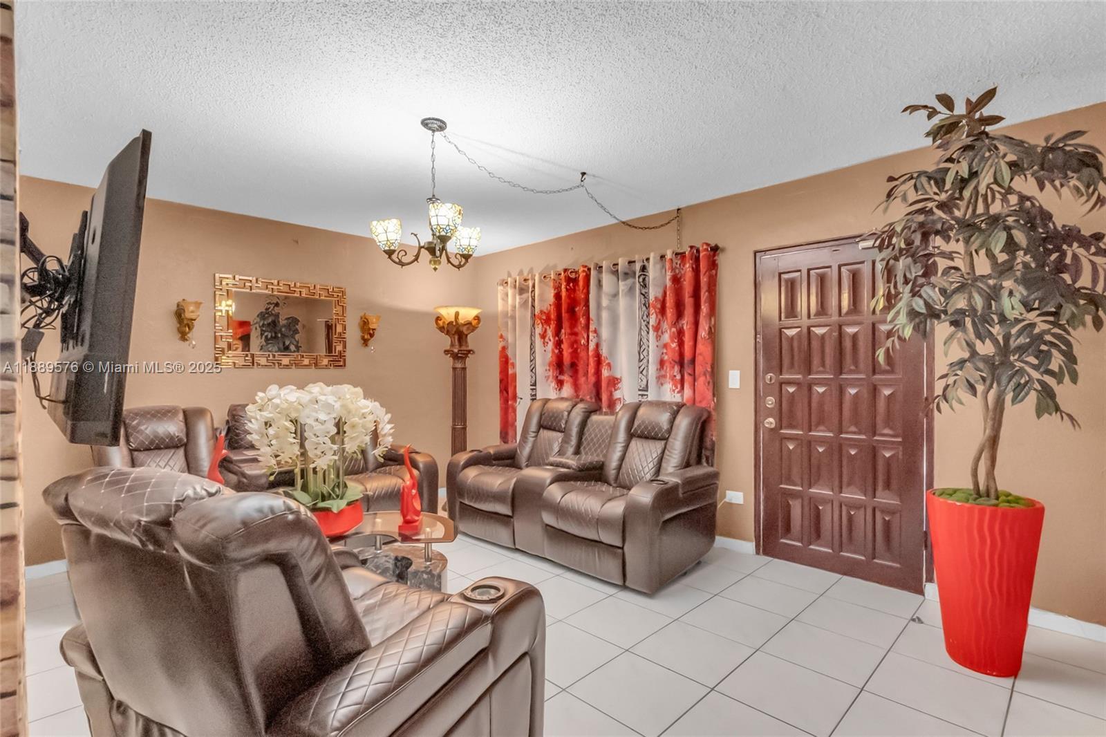 830 E 12th Pl, Hialeah FL 33010 photo 4
