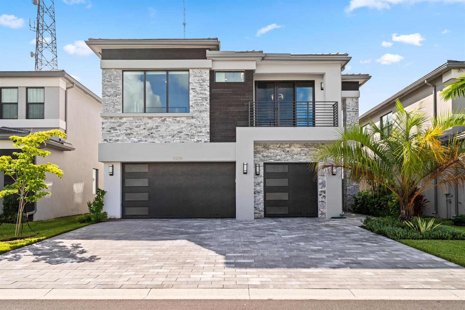 8258 Essex Country Club Drive, Boca Raton FL 33434 photo 2