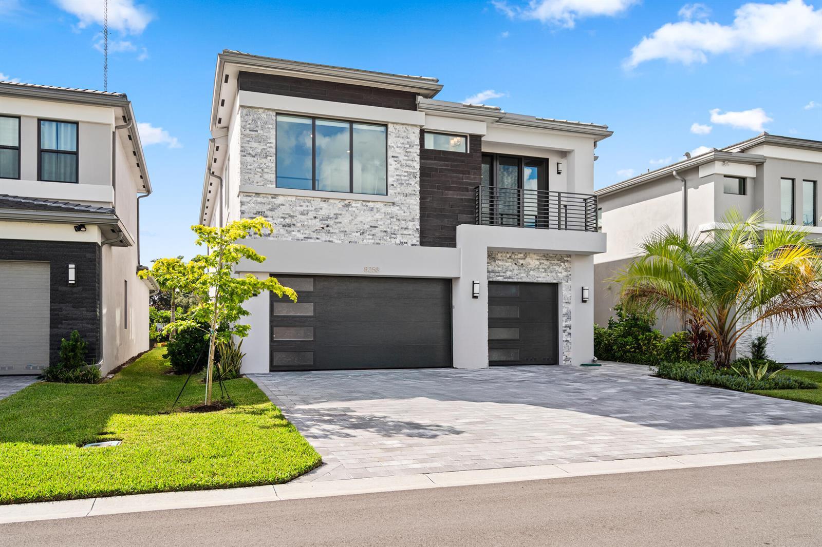 8258 Essex Country Club Drive, Boca Raton FL 33434 photo 3