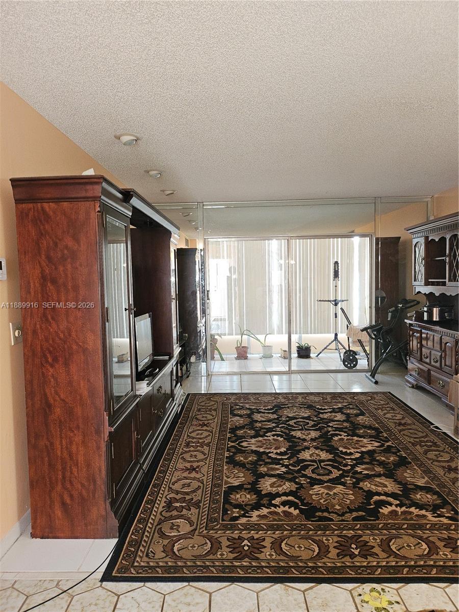 5121 W Oakland Park Blvd # 211, Lauderdale Lakes FL 33313 photo 5