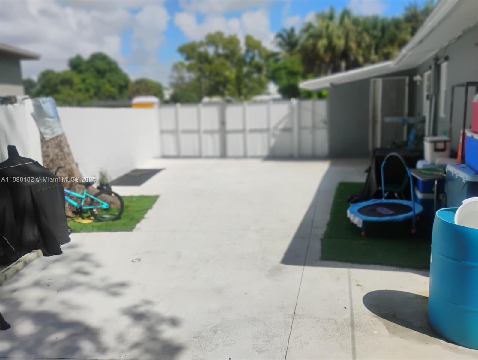 1712 NW 15th Ter, Fort Lauderdale FL 33311 photo 5