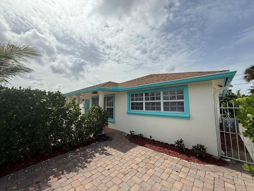 951 Green Street, West Palm Beach FL 33405 photo 4