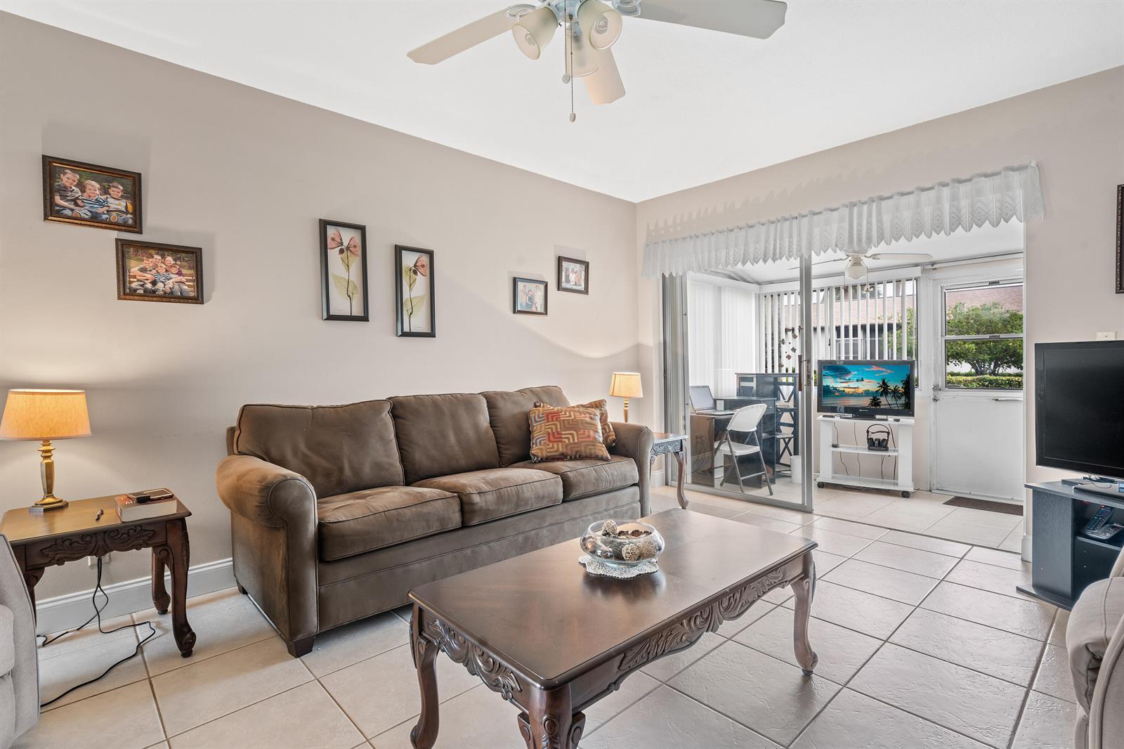 2822 Crosley Drive W # B, West Palm Beach FL 33415 photo 5
