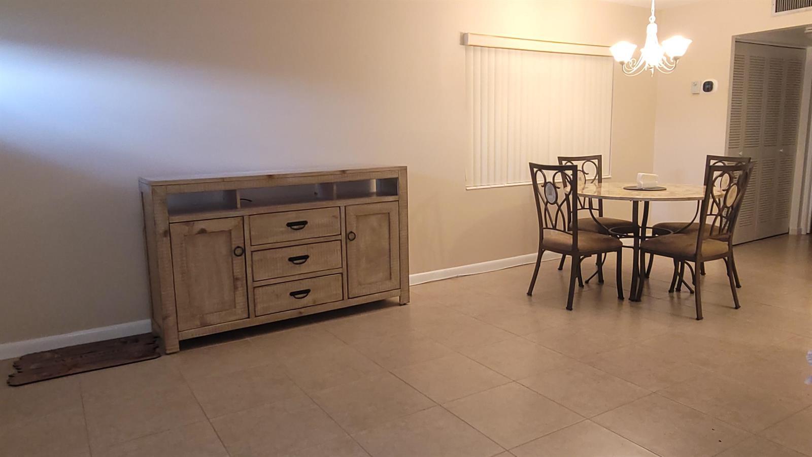201 Coventry I, West Palm Beach FL 33417 photo 3