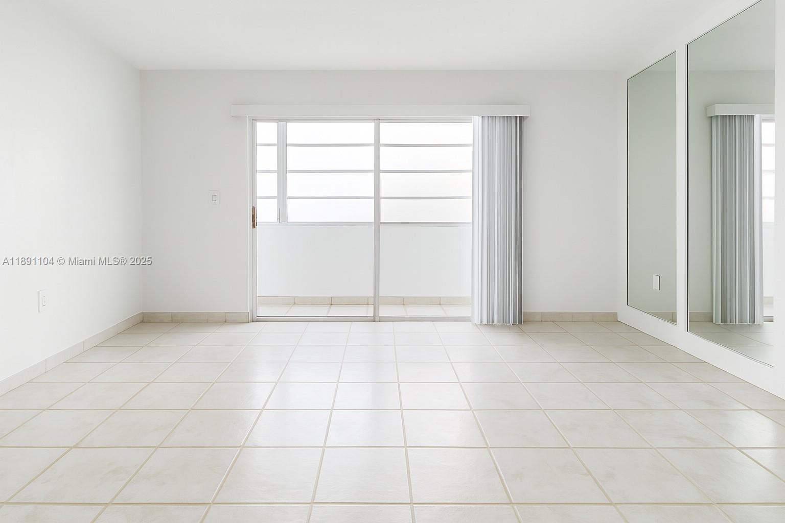 1662 Lincoln Ct # 402, Miami Beach FL 33139 photo 2
