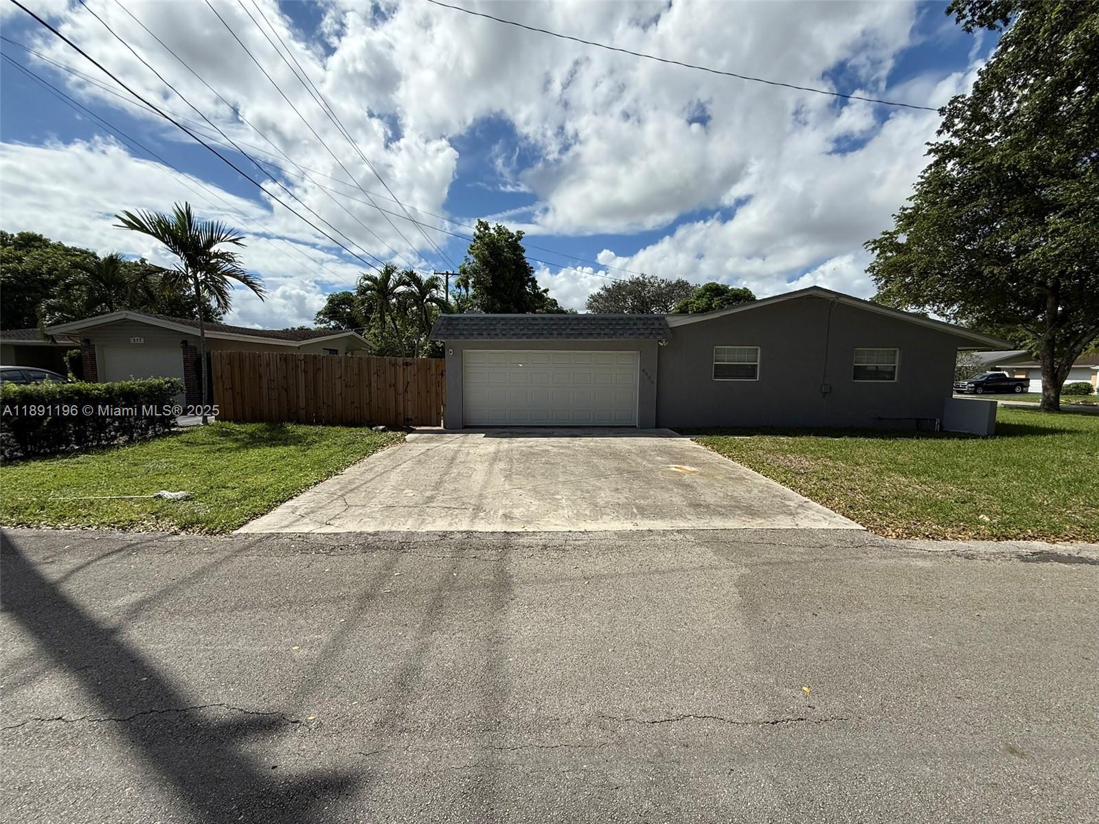 4300 NW 3rd Ct # 1, Plantation FL 33317 photo 2