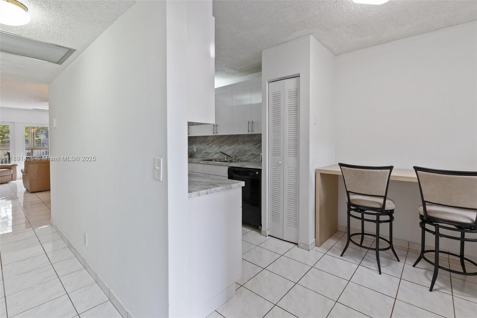 1251 SW 125th Ave # 211T, Pembroke Pines FL 33027 photo 5
