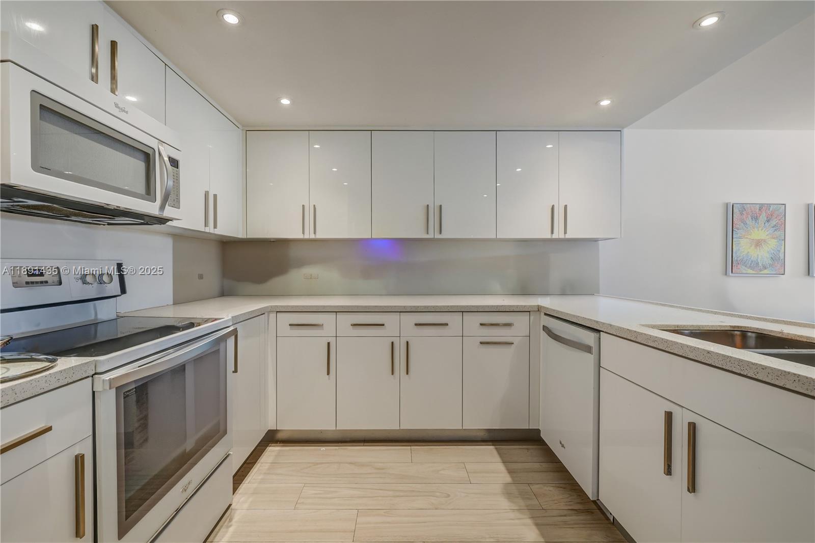 1901 Brickell Ave # B413, Miami FL 33129