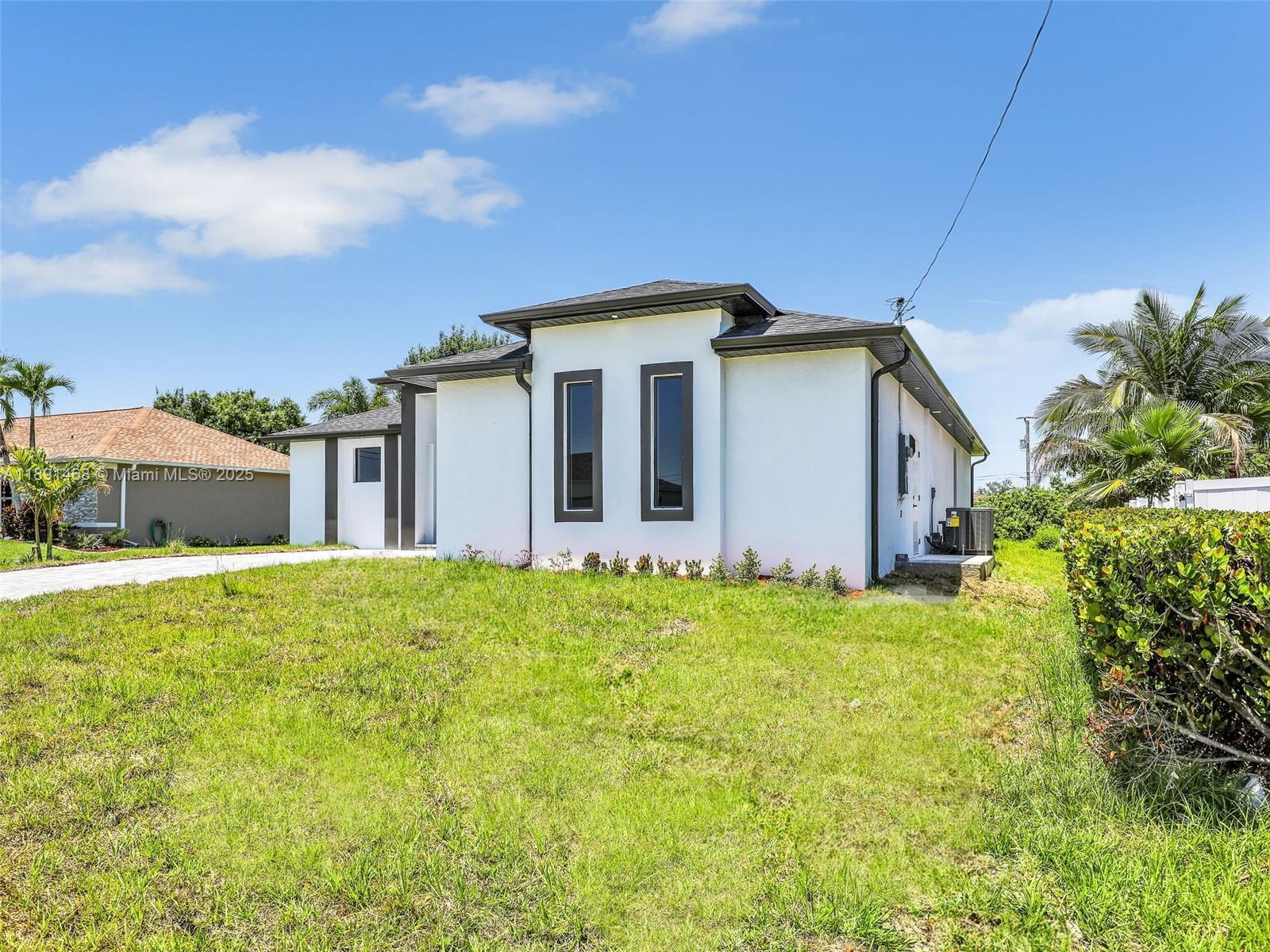 404 SW 29th Ave, Cape Coral FL 33991 photo 3