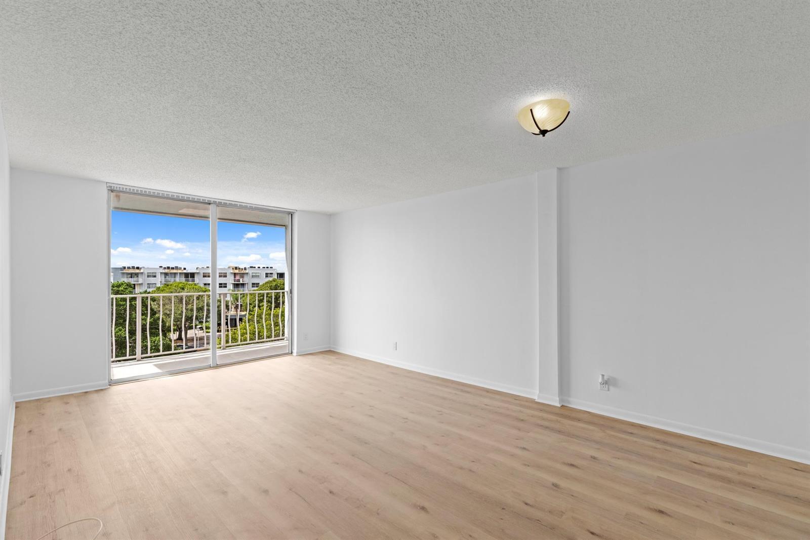480 Executive Center Drive # 5i, West Palm Beach FL 33401 photo 5