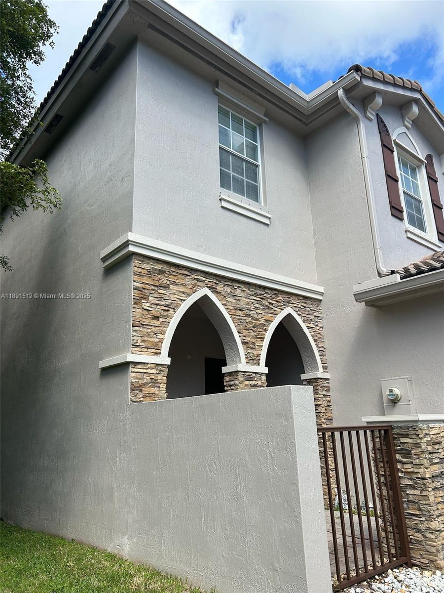 22066 SW 93rd Pl, Cutler Bay FL 33190 photo 3