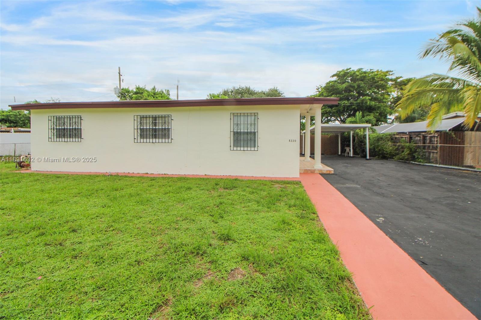 8330 NW 33rd Ave, Miami FL 33147 photo 2