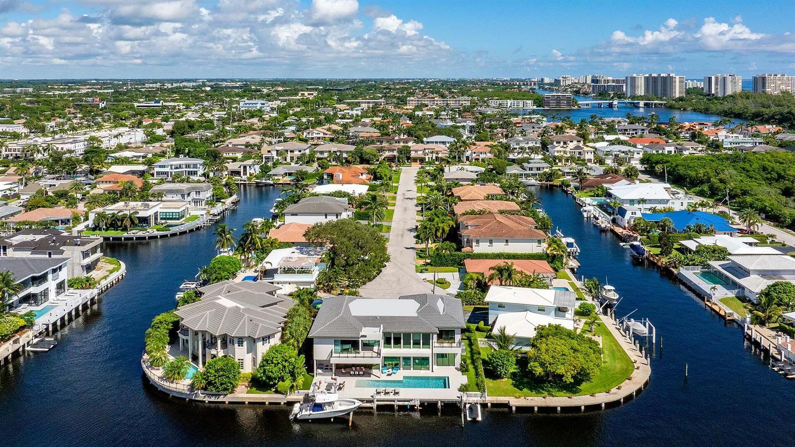 2900 NE 7th Drive, Boca Raton FL 33431 photo 3