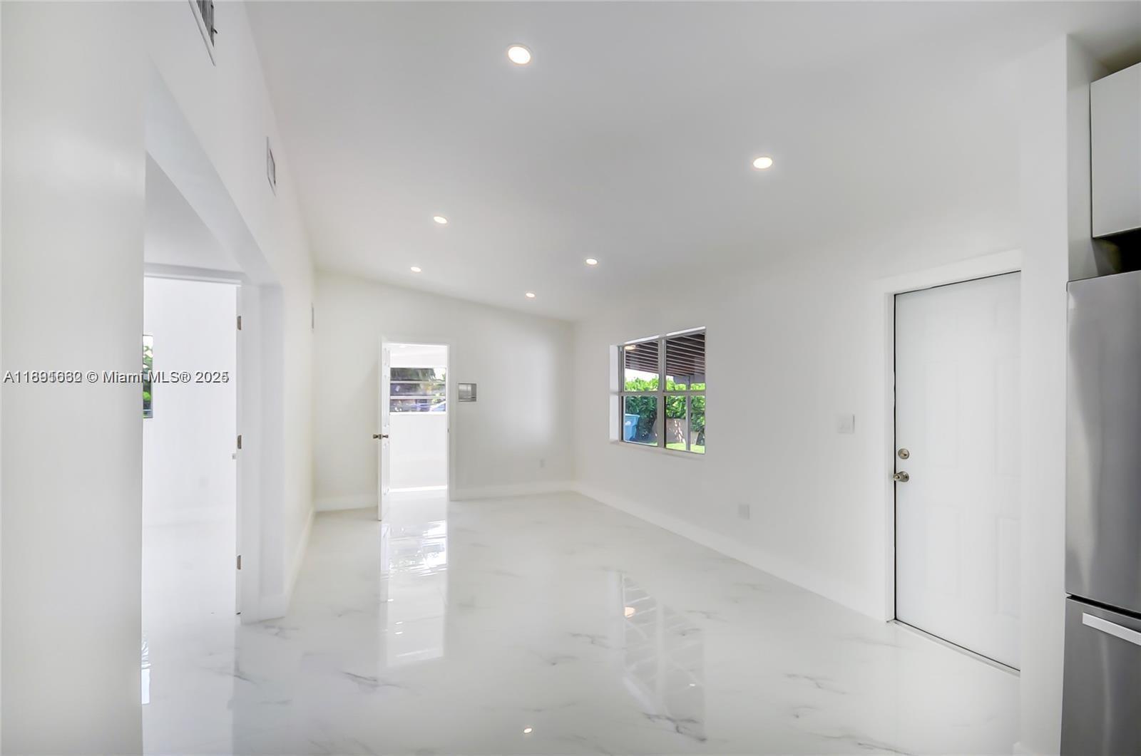 14465 SW 290th Ter, Homestead FL 33033 photo 4
