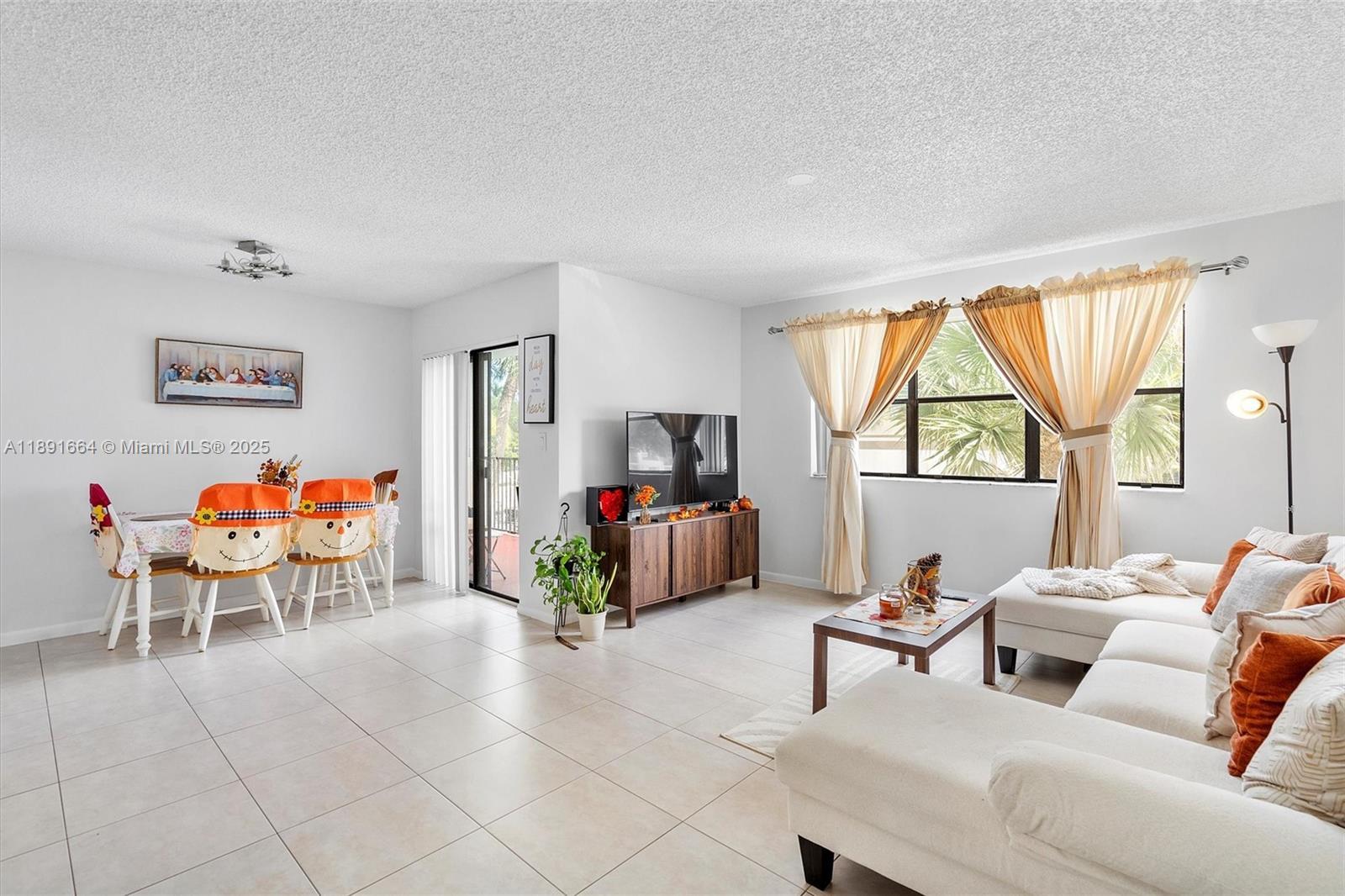 510 S Park Rd # 10, Hollywood FL 33021