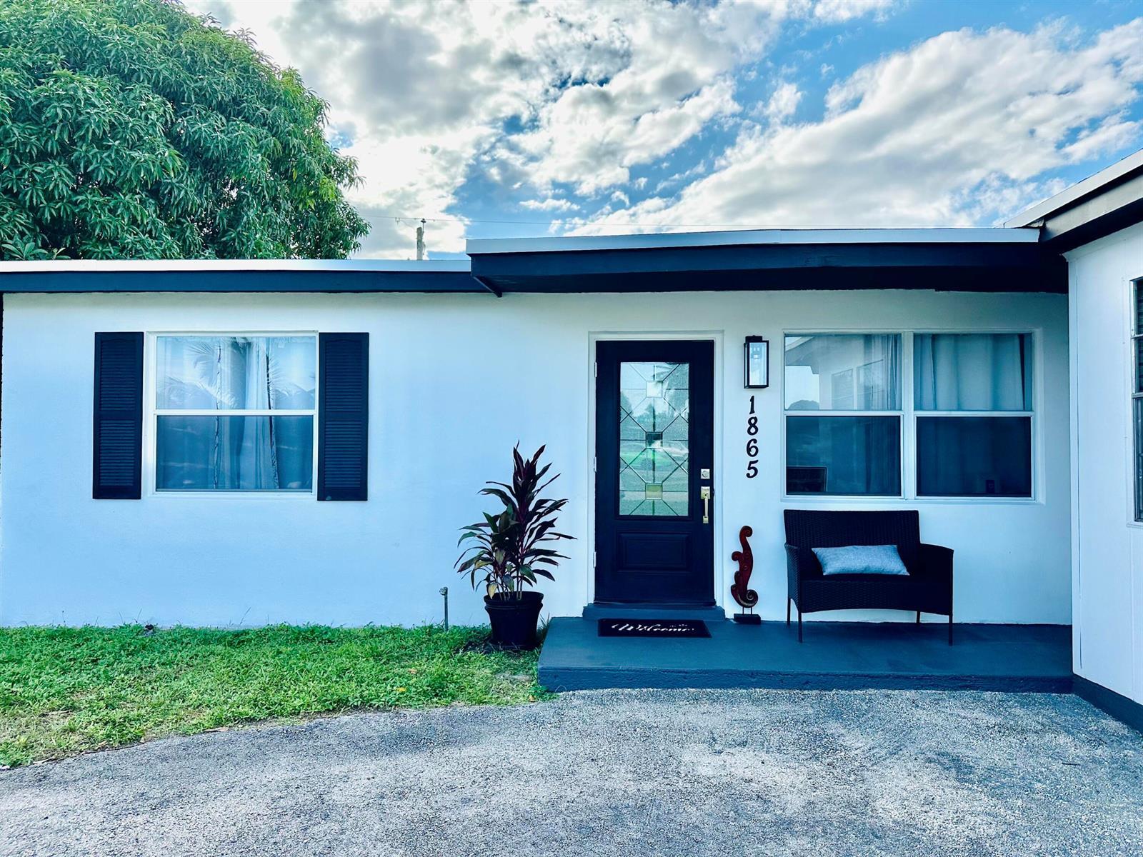 1865 W Chatham Road, West Palm Beach FL 33415 photo 3