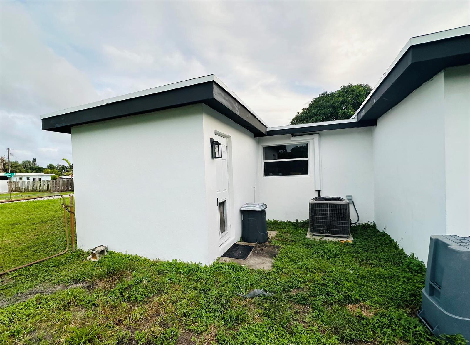 1865 W Chatham Road, West Palm Beach FL 33415 photo 5