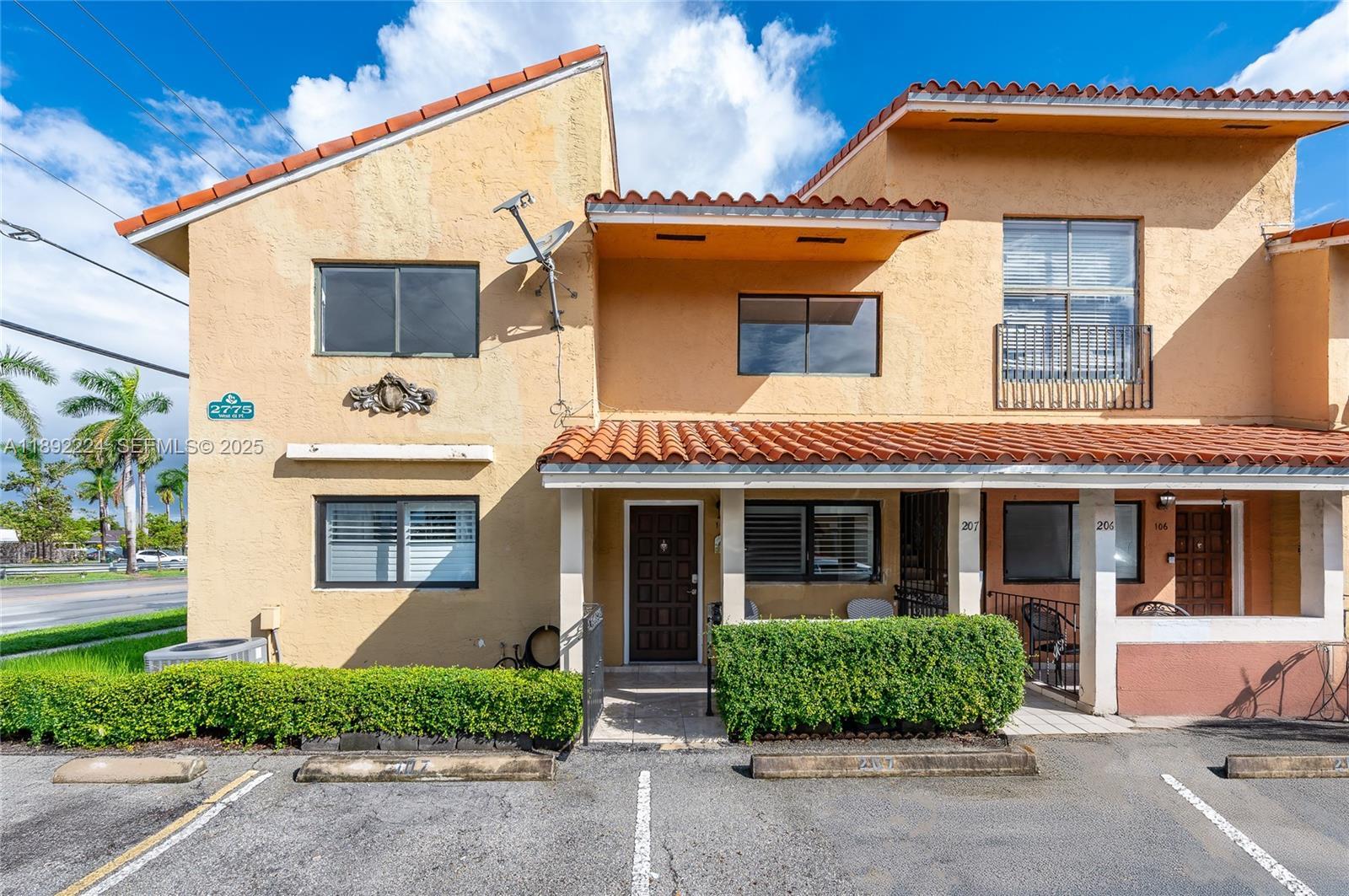 2775 W 61st Pl # 207, Hialeah FL 33016 photo 4