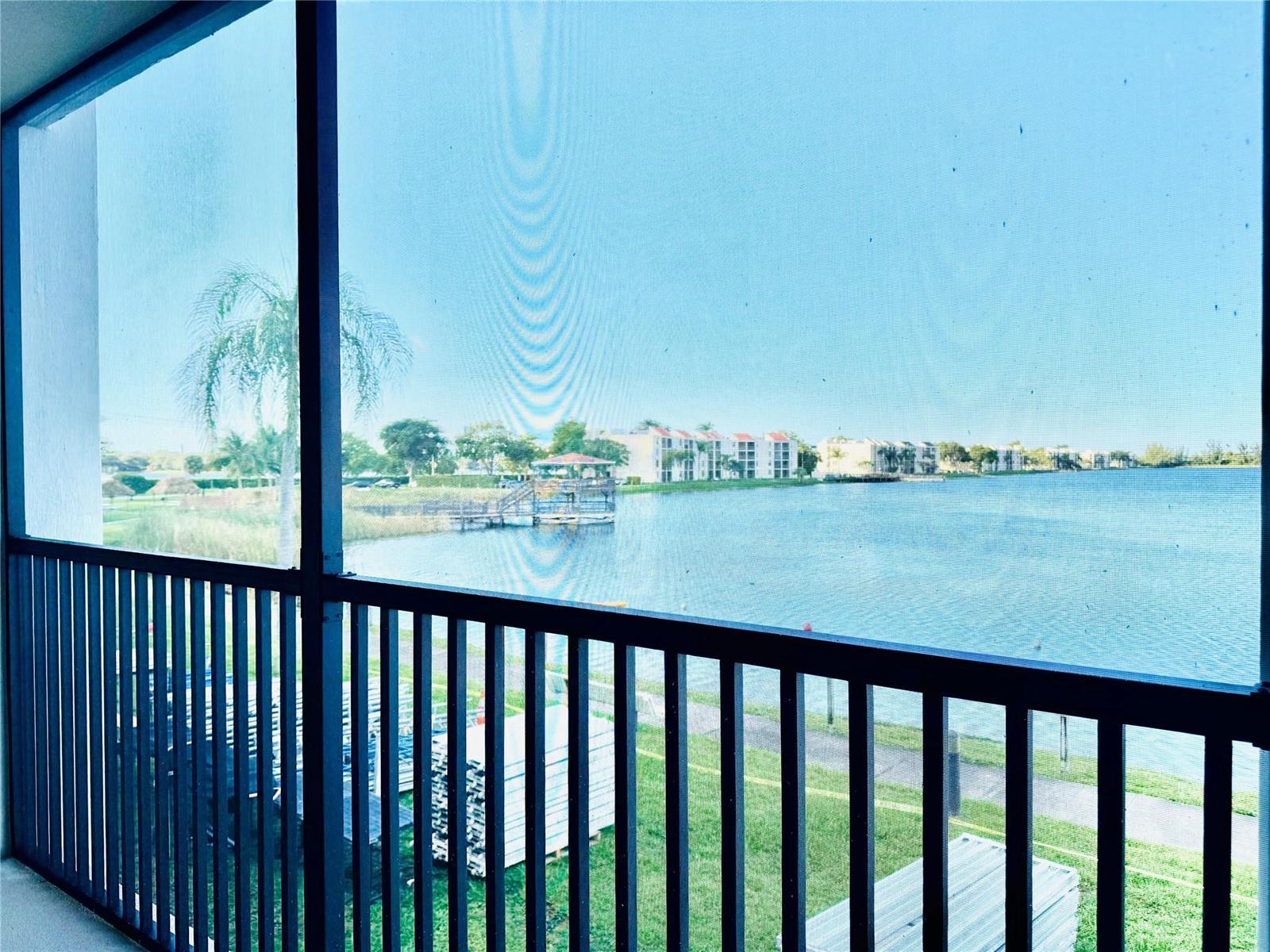 112 Lake Emerald # 206, Oakland Park FL 33309 photo 3