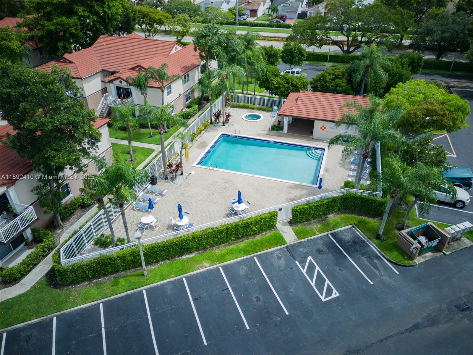 11266 SW 12th St # 201, Pembroke Pines FL 33025