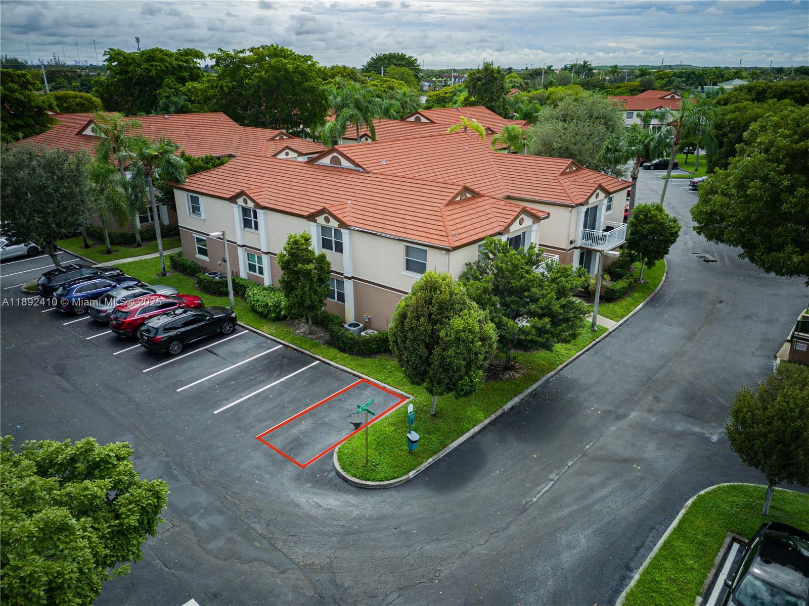 11266 SW 12th St # 201, Pembroke Pines FL 33025 photo 5