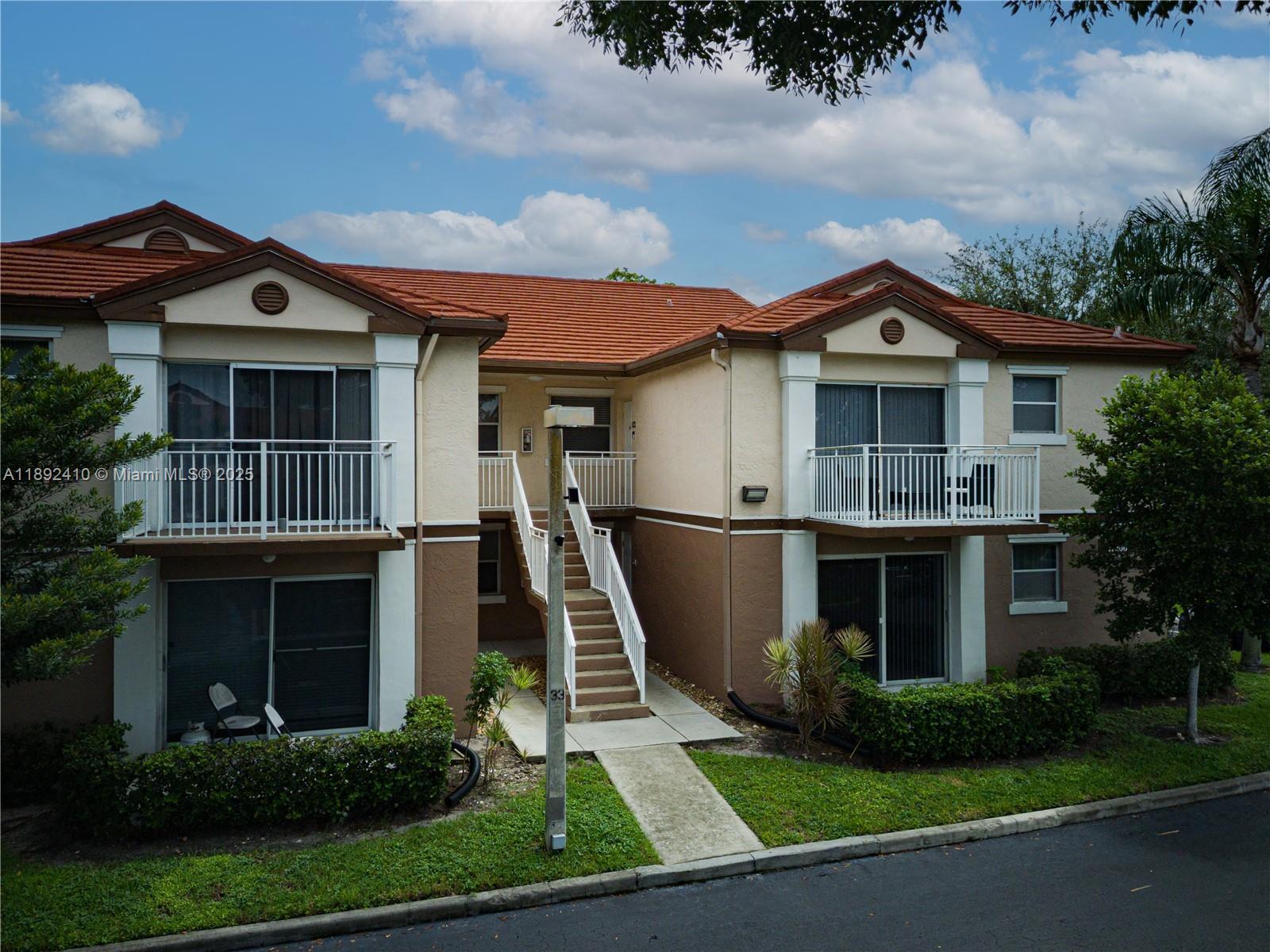 11266 SW 12th St # 201, Pembroke Pines FL 33025 photo 4