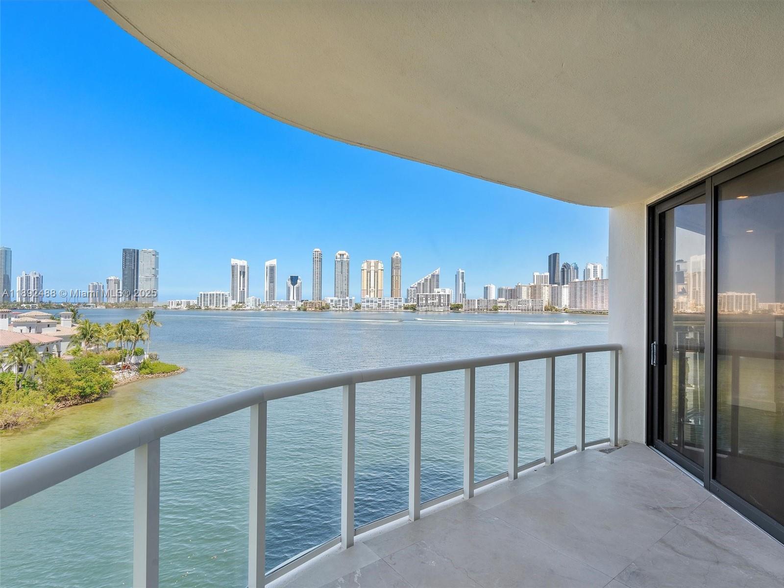 4000 Island Blvd # 606, Aventura FL 33160 photo 2